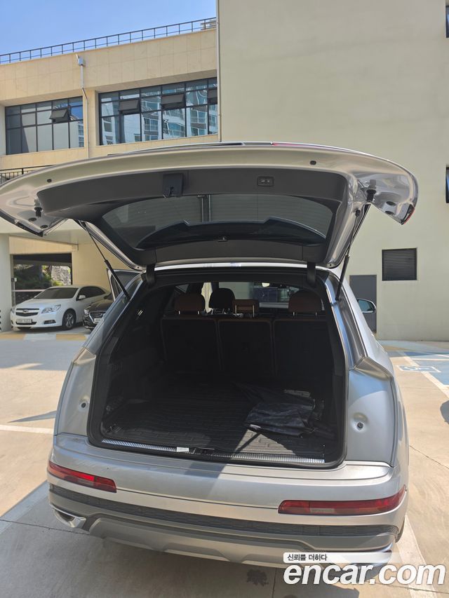 Audi Q7 45 TDI Quattro Premium - фото 3