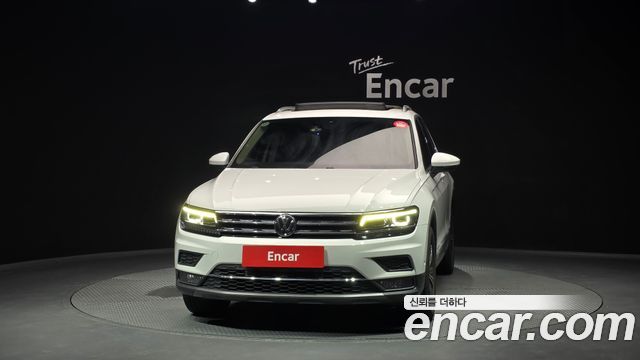 Volkswagen Tiguan 2-го поколения 2.0 TDI Prestige - фото 2