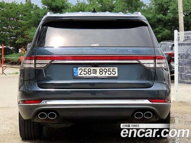 Lincoln Aviator 2-го поколения 3.0 Reserve AWD - фото 3