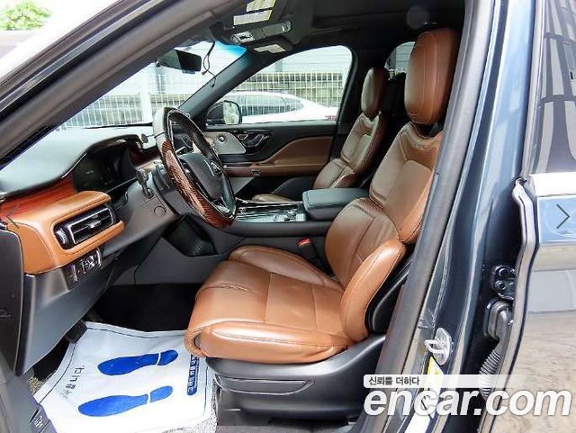 Lincoln Aviator 2-го поколения 3.0 Reserve AWD - фото 4