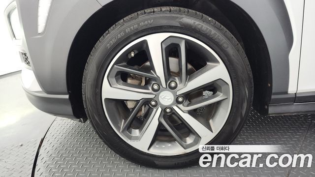 Hyundai Kona 1.6 Turbo 4WD Premium - фото 4
