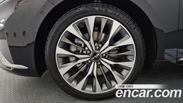 Kia K8 2.5 Gasoline 2WD Signature - фото 4