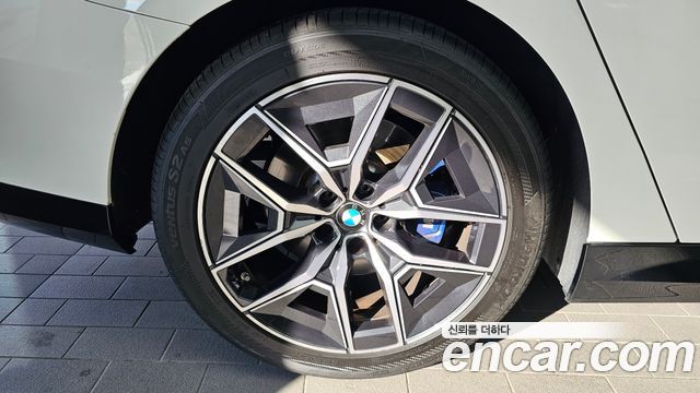 BMW 5 Series G60 520i M Sport - фото 4