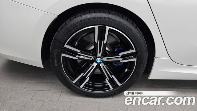 BMW 3 Series G20 320i M Sport - фото 4