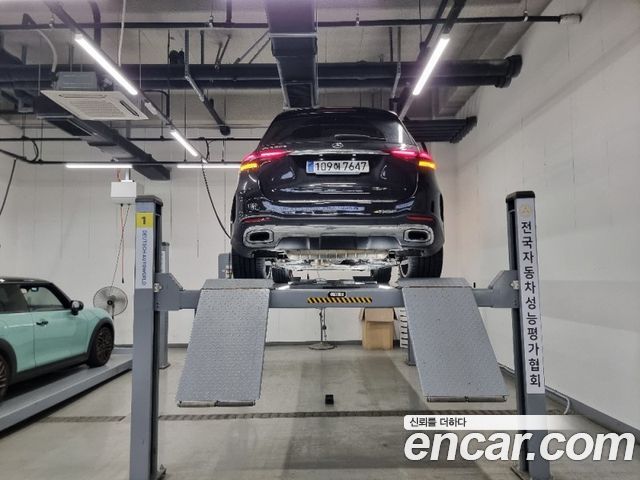 Mercedes-Benz GLE-Class W167 GLE450 4MATIC - фото 1