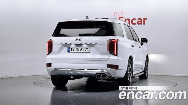 Hyundai Palisade Diesel 2.2 2WD Calligraphy - фото 3