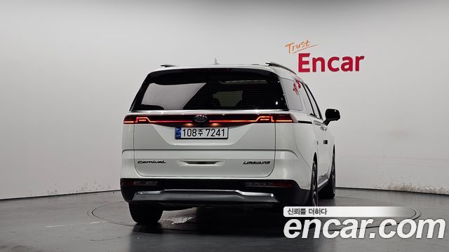 Kia Carnival 4-го поколения Gasoline 7-Seater Signature - фото 3