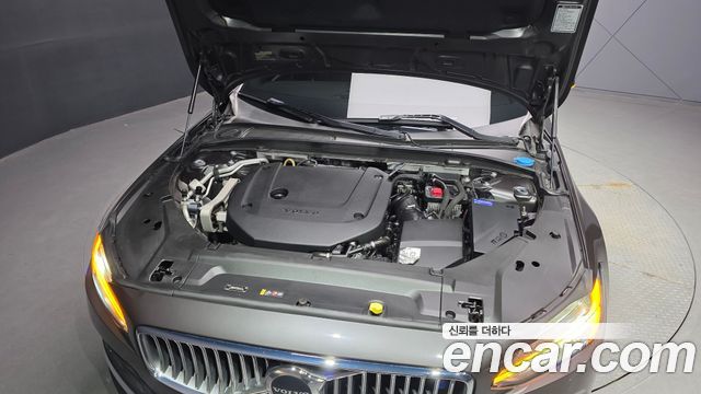 Volvo S90 B6 AWD Inscription - фото 4