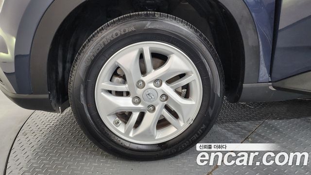 Hyundai Venue 1,6 Premium - фото 4