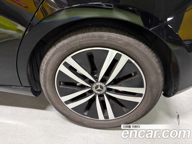 Mercedes-Benz A-Class W177 A220 Hatchback - фото 4