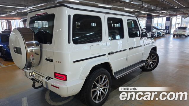 Mercedes-Benz G-Class AMG G63 - фото 1
