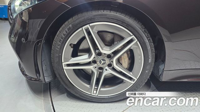 Mercedes-Benz CLS-Class C257 CLS300d AMG Line - фото 4