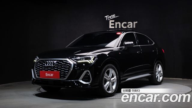 Audi Q3 F3 35 TDI Quattro Premium Sportback - фото 0