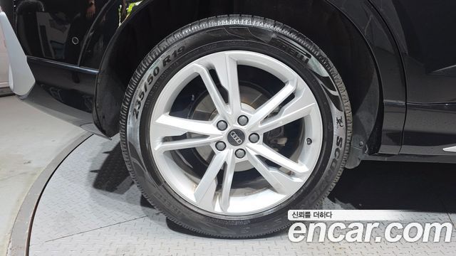 Audi Q3 F3 35 TDI Quattro Premium Sportback - фото 4