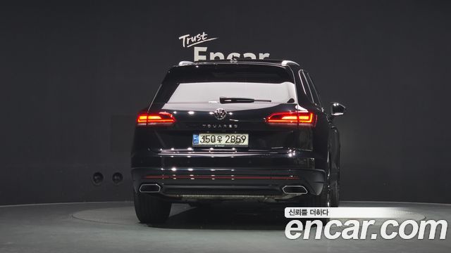 Volkswagen Touareg 3-го поколения 3.0 TDI R-Line - фото 3