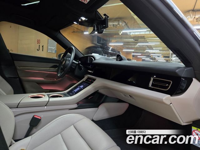Porsche Taycan 4S Cross Turismo - фото 4