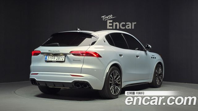 Maserati Grecale 2.0 AWD Modena - фото 1