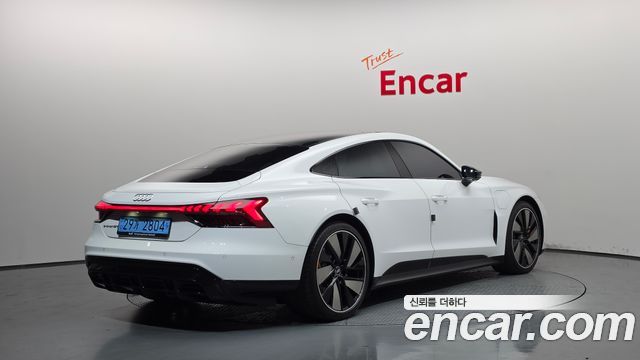 Audi e-Tron GT GT quattro Premium - фото 1