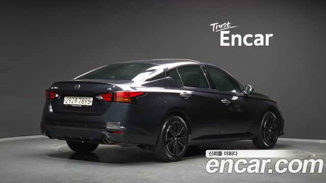 Nissan Altima L34 2.5 Special Edition - фото 1