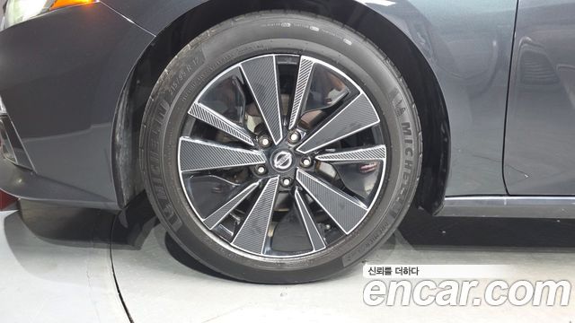 Nissan Altima L34 2.5 Special Edition - фото 4