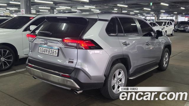 Toyota RAV4 5-го поколения 2.5 2WD - фото 3