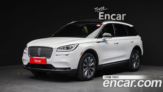 Lincoln Corsair 2.0 Reserve AWD - фото 0
