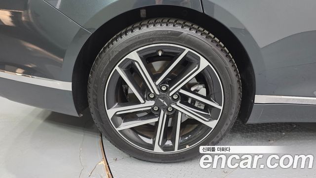 Genesis G80 RG3 Gasoline 3.5 Turbo AWD - фото 4