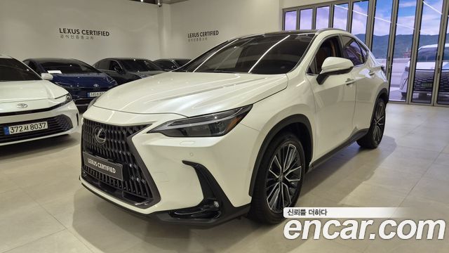 Lexus NX 350h 2-го поколения Luxury - фото 0