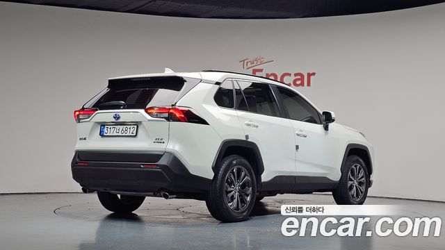 Toyota RAV4 5-го поколения 2.5 2WD Hybrid - фото 1
