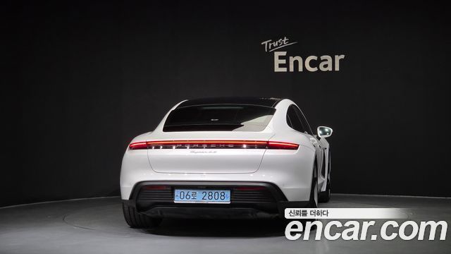 Porsche Taycan 4S - фото 3