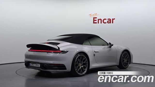 Porsche 911 Carrera 4 Cabriolet - фото 0