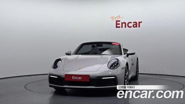 Porsche 911 Carrera 4 Cabriolet - фото 1