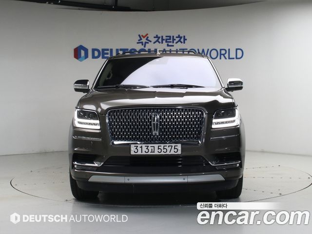 Lincoln Navigator 4-го поколения 3.5L Black Label - фото 2
