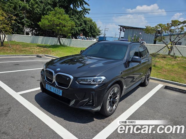 BMW iX3 M Sports - фото 0