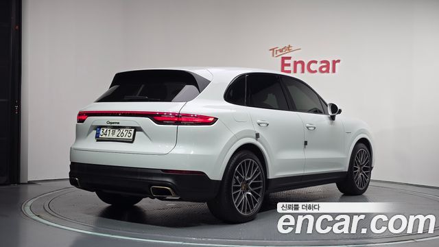 Porsche Cayenne PO536 3.0 E-Hybrid - фото 1