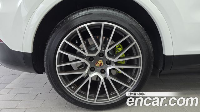 Porsche Cayenne PO536 3.0 E-Hybrid - фото 4