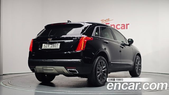 Cadillac XT5 3.6 Platinum - фото 1