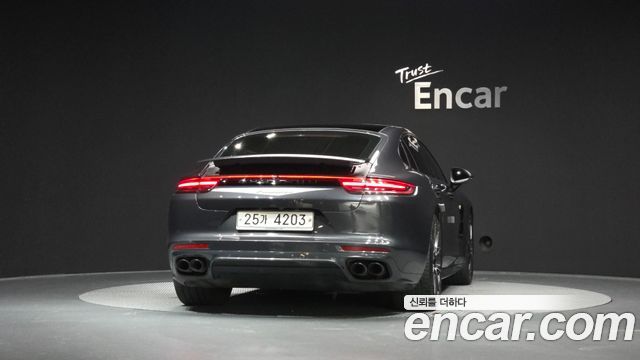 Porsche Panamera 2.9 AWD E-Hybrid - фото 3