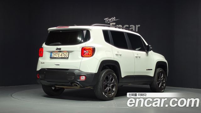 Jeep Renegade 2.4 80th Edition AWD - фото 1