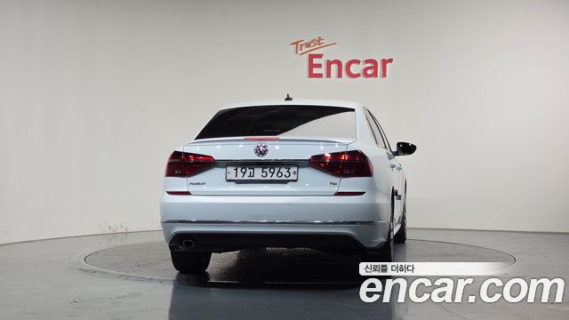 Volkswagen Passat New 2.0 TSI B7 - фото 3