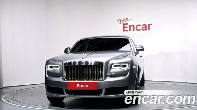 Rolls-Royce Ghost 6.6 EWB V12 - фото 0