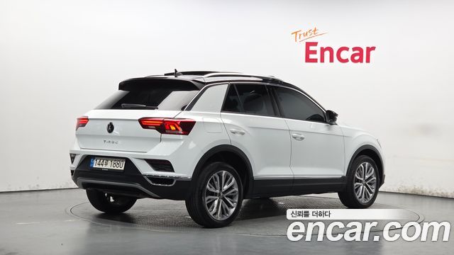 Volkswagen T-Roc 2.0 TDI Prestige - фото 0