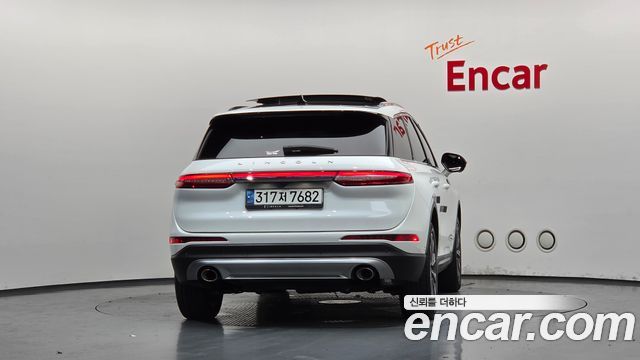 Lincoln Corsair 2.0 Reserve AWD - фото 3