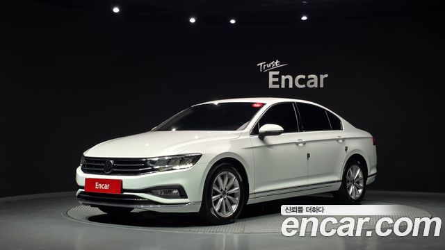 Volkswagen Passat B8 2.0 TDI Premium - фото 0