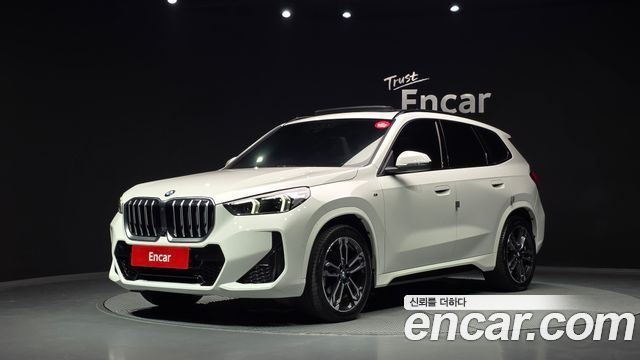 BMW X1 U11 xDrive 20i M Sport - фото 0
