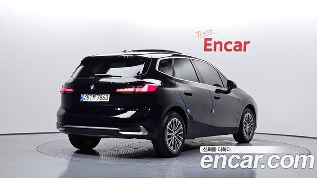 BMW 2 Series Active Tourer U06 220i Luxury - фото 1