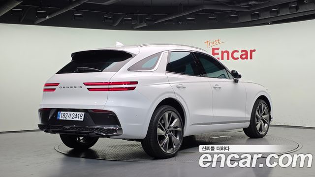 Genesis GV70 2.5T Gasoline 2WD - фото 1