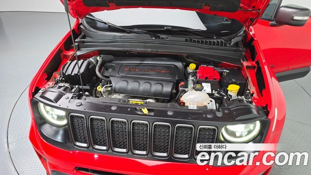 Jeep Renegade 2.4 80th Edition AWD - фото 4