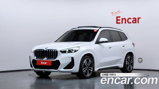 BMW X1 U11 xDrive 20i M Sport - фото 0