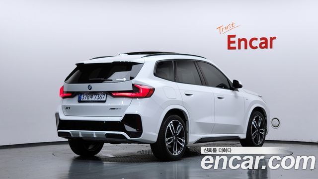 BMW X1 U11 xDrive 20i M Sport - фото 1